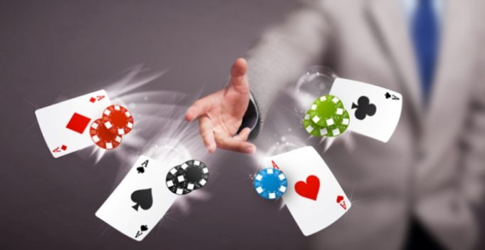 Read more about the article The Characteristics of the Right and Good Online Gambling Site